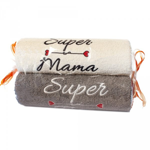 Ręczniki ecru i szary cukierek z haftem "Super Mama Super Tata "