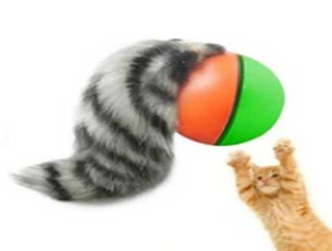 piłka na baterie z liskiem  fretka dla kota zabawy