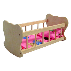 łóżeczko drewniane  dla lalek  małe 1313