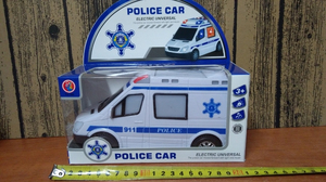 auto ambulans policja  światło i dźwięk