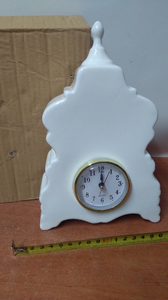 zegar stojący biała porcelana