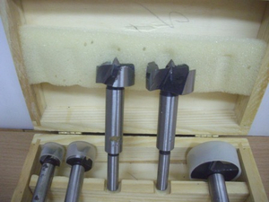 frezy do drewna  15-20-25-30-35mm x 8mm / 5szt    440150