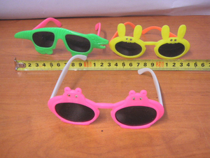 okulary  12szt przeciwsłoneczne dziecięce - kształty Kids